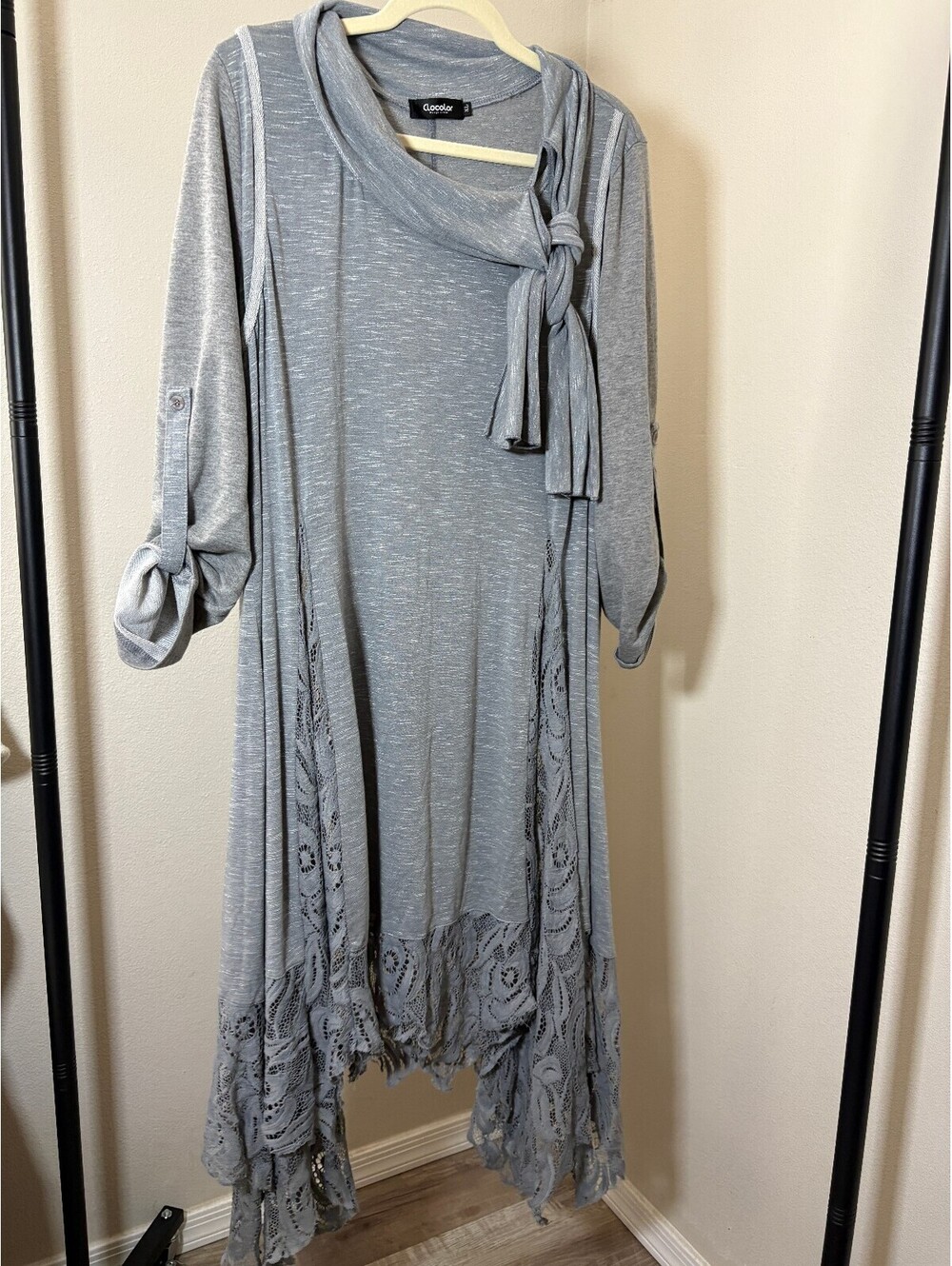 Clocolor Women's XL Gray Long Sleeve Dress with Lace Detail and Asymmetrical Hem
